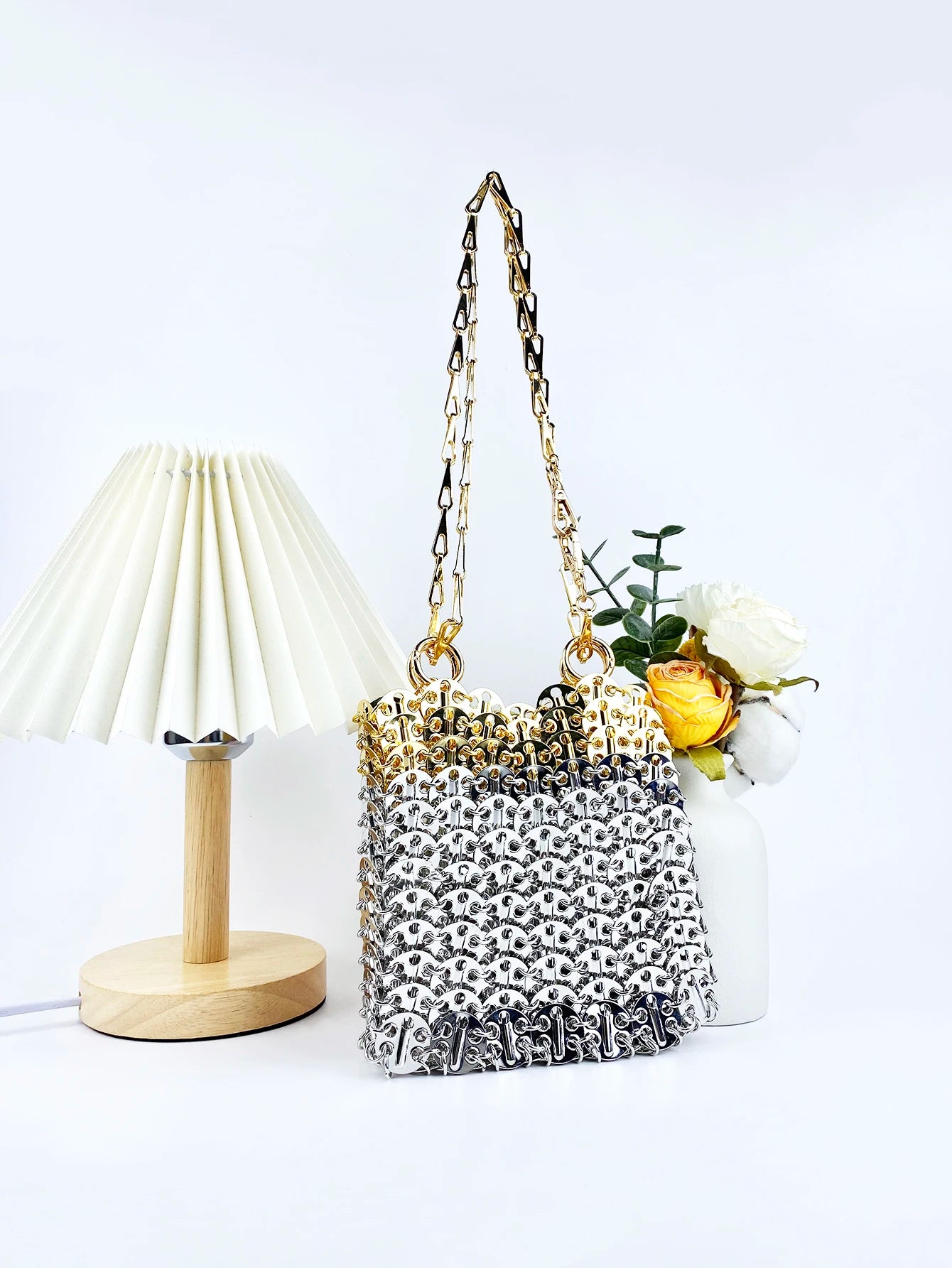 Metal Cadeia Sequin Bag, Nicho Design, alumínio Handmade Bag, ouro e cor prata, na moda Underarm Bag